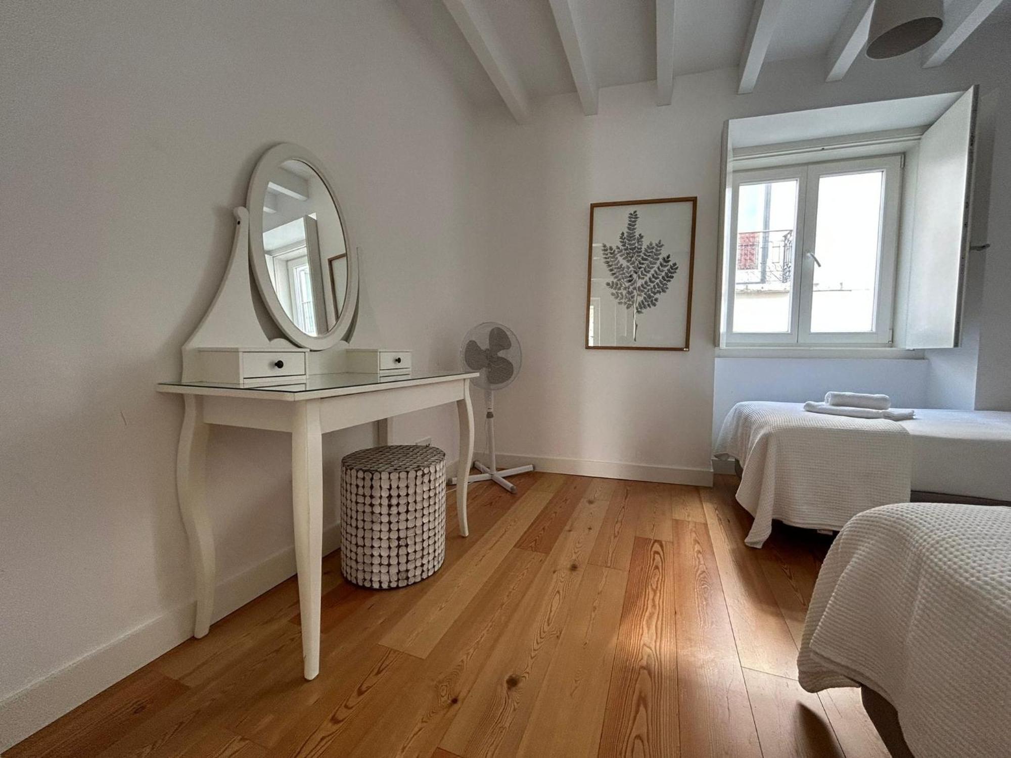 Intendente Charming Apartment By Innkeeper Lisboa Extérieur photo